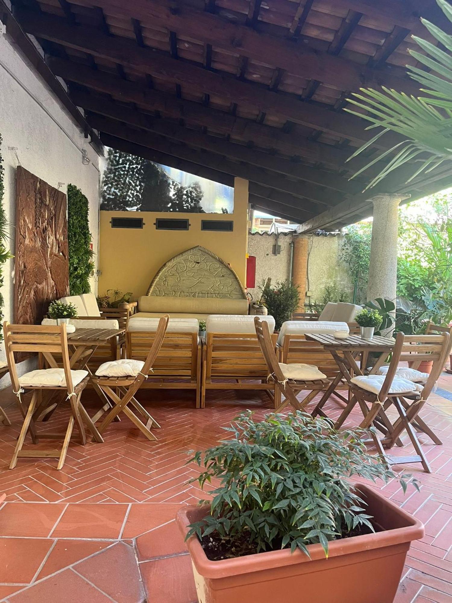 Monolocale Elvira Abbadesse Guest House Mailand Exterior foto